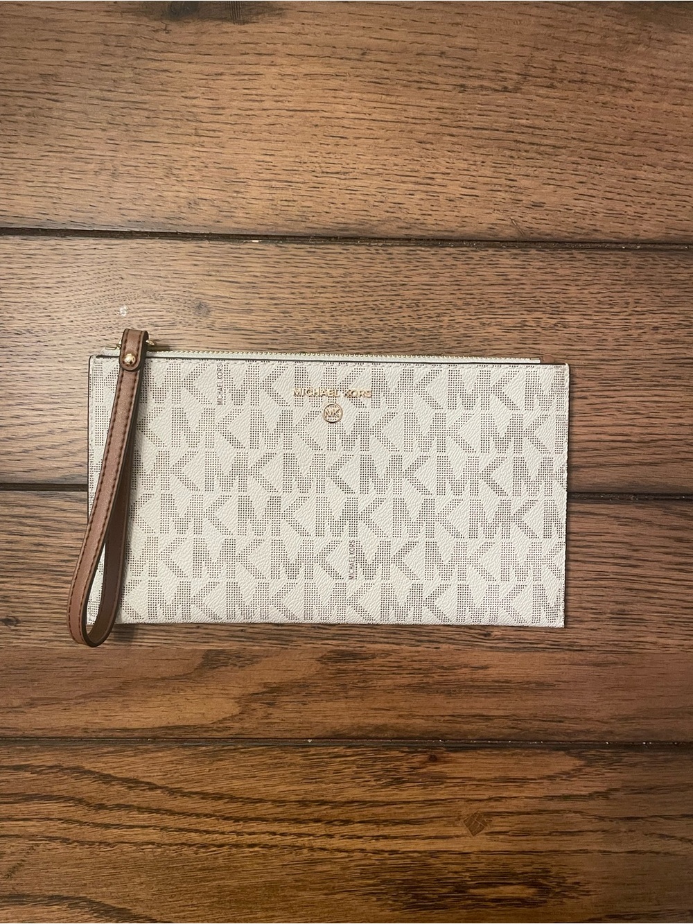 NWOT Michael Kors MK Jet Set Wristlet Clutch Wallet Tan Leather Strap